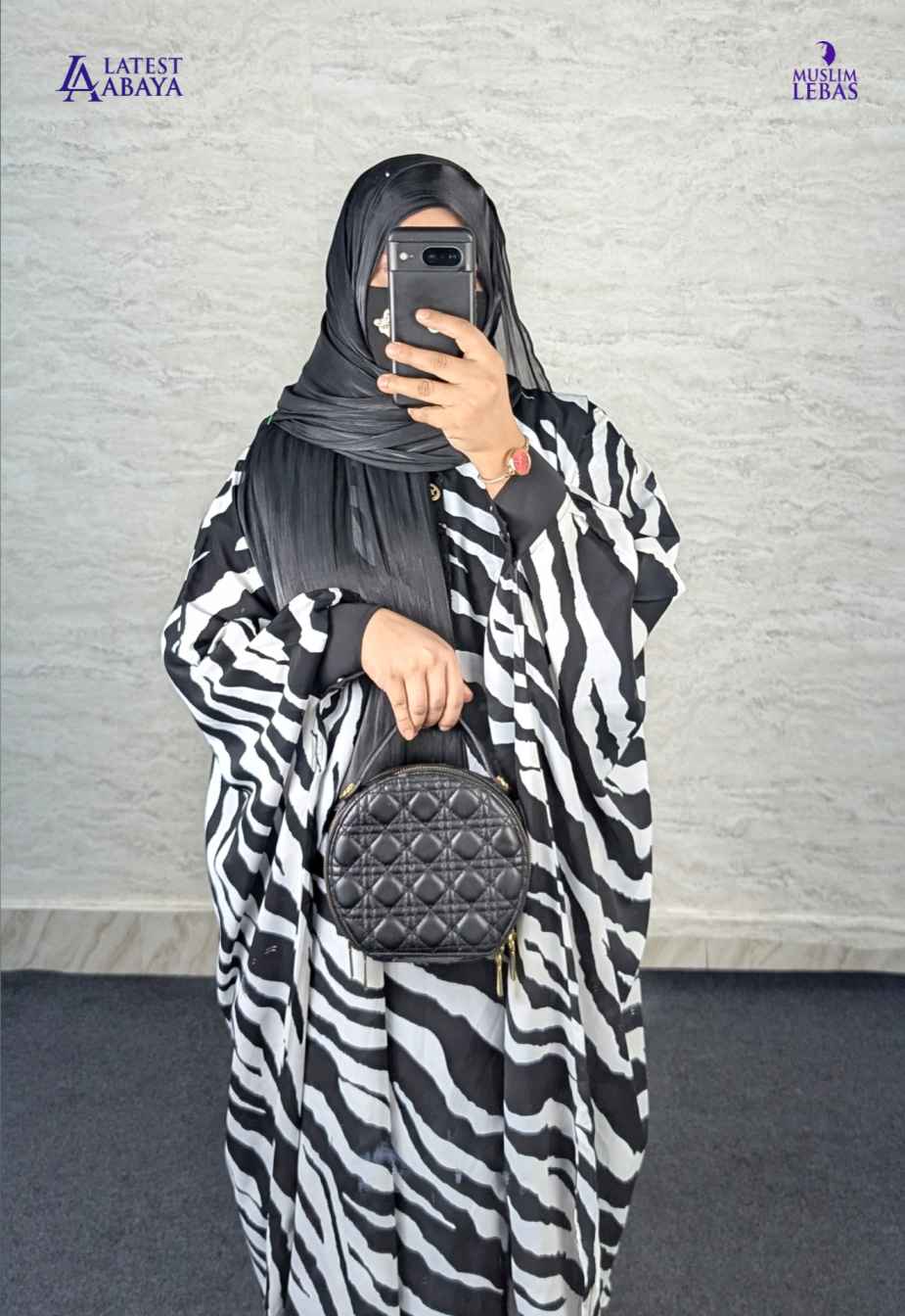 Burberry Short Cape । Tiger Print White